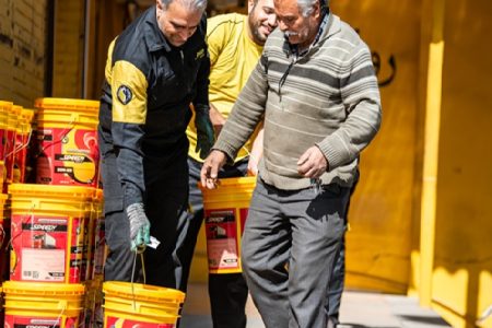 عرضه مستقیم روغن موتور اسپیدی در پایانه های امیر کبیر و شرق اصفهان