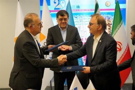 امضای قرارداد مهندسی پایه طرح ملی مدیریت هوشمند زنجیره تأمین فرآورده‌های نفتی