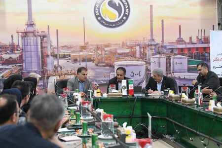 بازدید مدیر کل حفاظت محیط زیست استان اصفهان از پالایشگاه نفت سپاهان