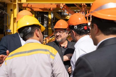 آغاز عملیات نصب و راه‌اندازی رآکتور اوره شرکت پتروشیمی هنگام