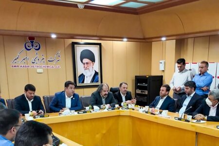 نخستین جلسه کاری سرپرست جدید امیرکبیر: زمان بازطراحی ساختار برای جهش توسعه و سودآوری فرارسیده است